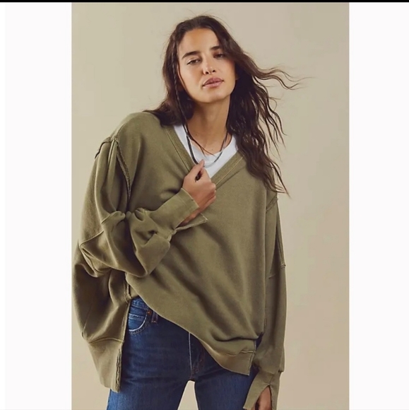 NWT CAMDEN FREE PEOPLE PINE GREEN OVERSIZED PULLOVER Sweatshirt We The Free - Picture 1 of 9